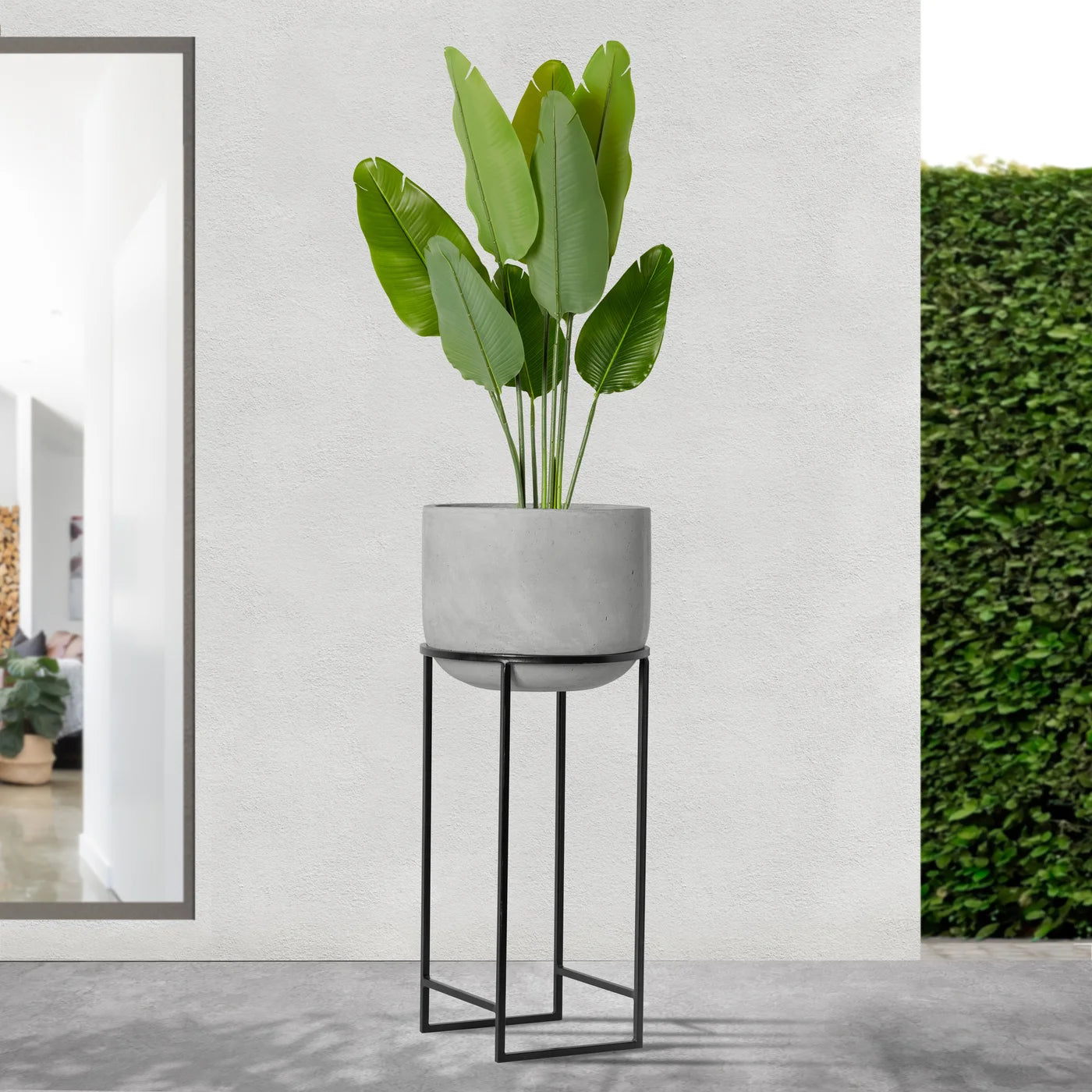 Aria Gray Planter w/ Stand 37"