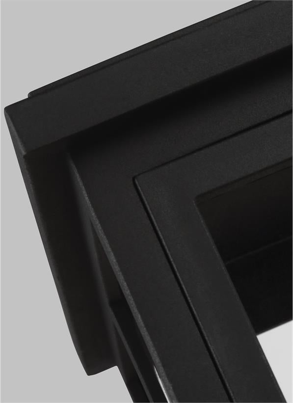 Warren Medium Wall Lantern