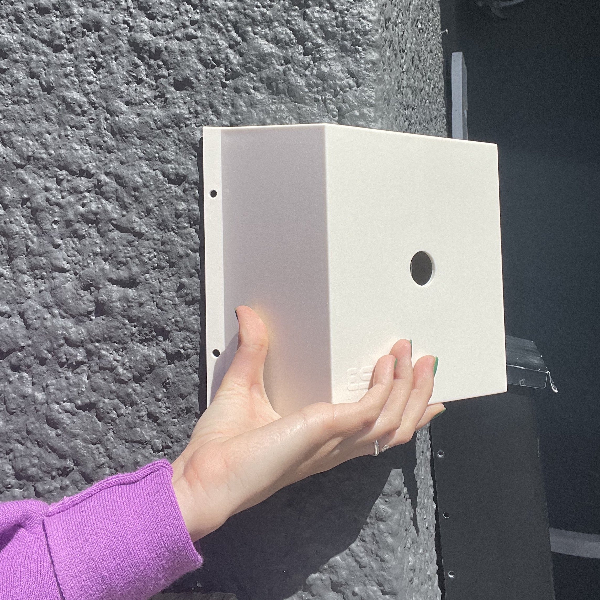 ESC UV Plastic Corner Bracket