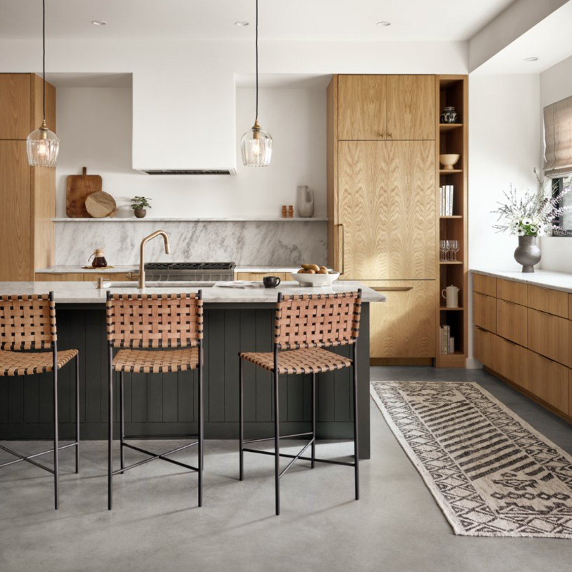 Emmaline Grey/Black Rug