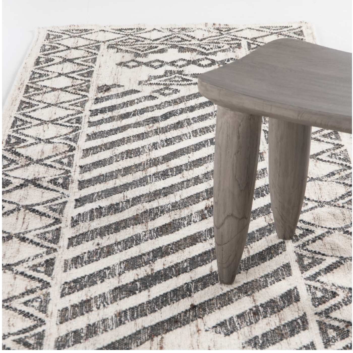 Emmaline Grey/Black Rug