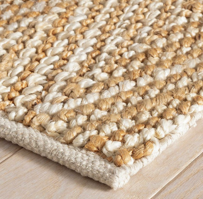 Meghan Ivory/Natural Rug