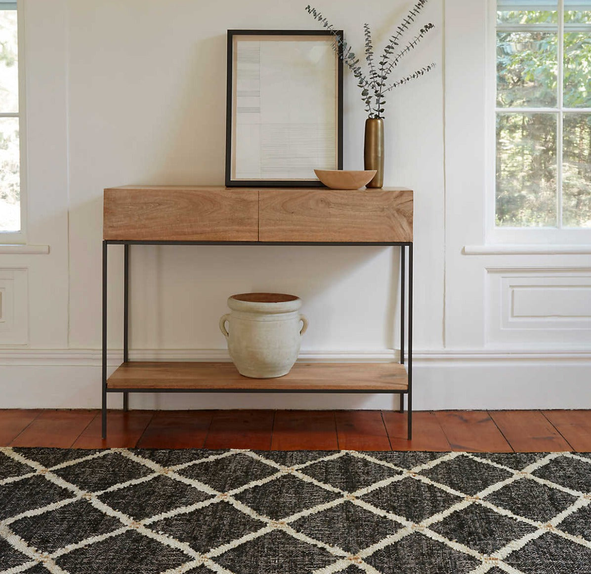 Kali Black Jute Rug -