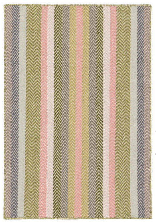 Nip Tuk Rose Wool Rug